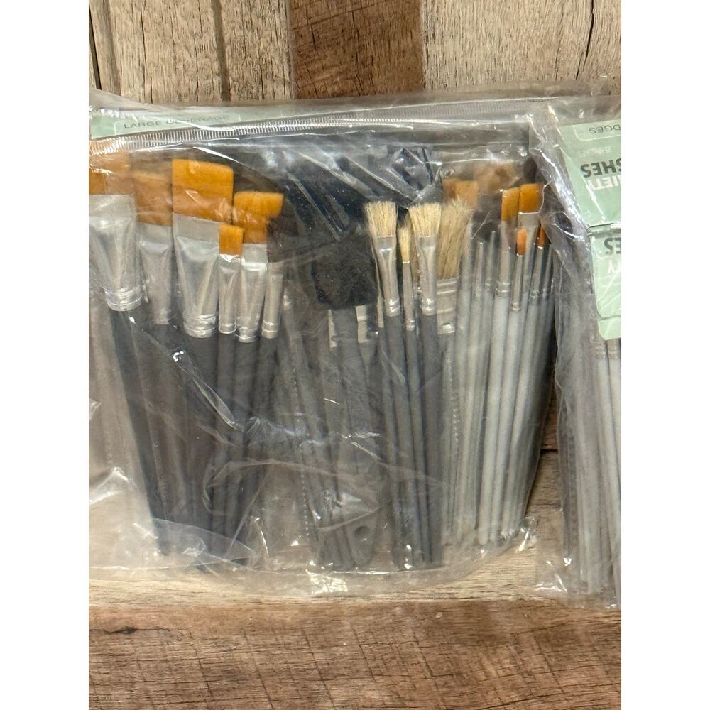 ArtSkills Crafters Closet Variety Paint Brushes 25 ct - 8 Package Bundle - NEW - Picture 3 of 4